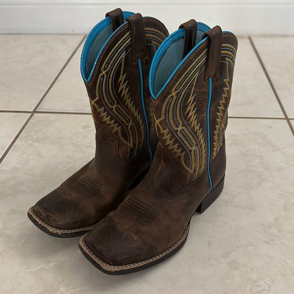 Kids Ariat boots
